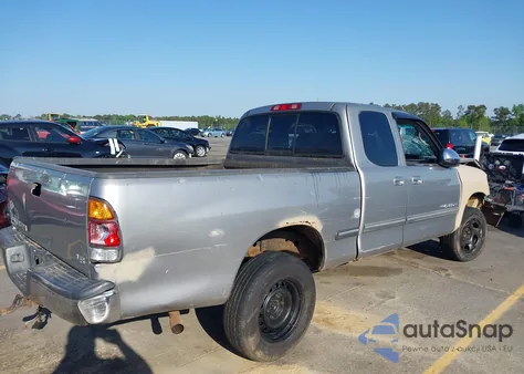 2001 Toyota Tundra Sr5 V8 from USA, damaged, VIN 5TBRT34161S138250
